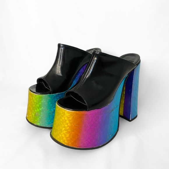 Yin E Yang Shoes - 🌈✨🦋 90’s Cyber Platform Mule